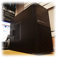 In-Win EFS-052 w/450W PS